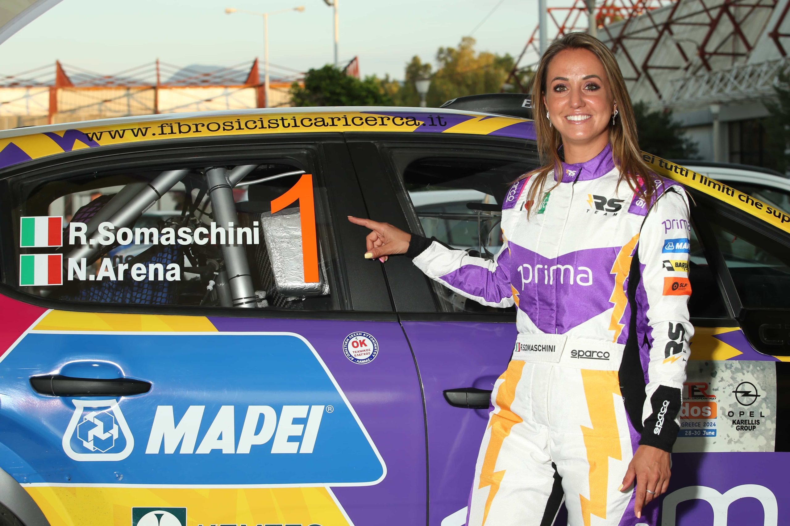 MAPEI e Rachele Somaschini: una partnership “mondiale” per il 2025. La pilota e l’azienda confermano la collaborazione, portando nel Mondiale Rally il loro impegno condiviso verso sport, eccellenza e solidarietà