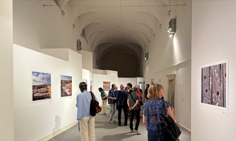 Vincenzo Latina. Una costellazione in terra. Il memoriale delle vittime del naufragio del 3 ottobre 2013 a Lampedusa