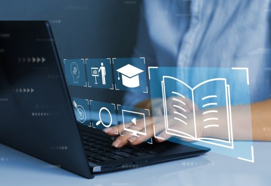 Come aggiornare il curriculum dopo un corso professionale online 