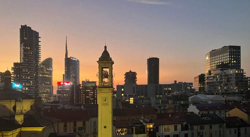 ARCHITETTI E POTERE: un secolo di città, politica e trasformazioni