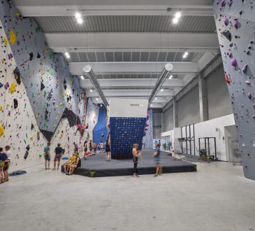 GEWISS firma l’infrastruttura tecnologica del Salewa Cube Varese